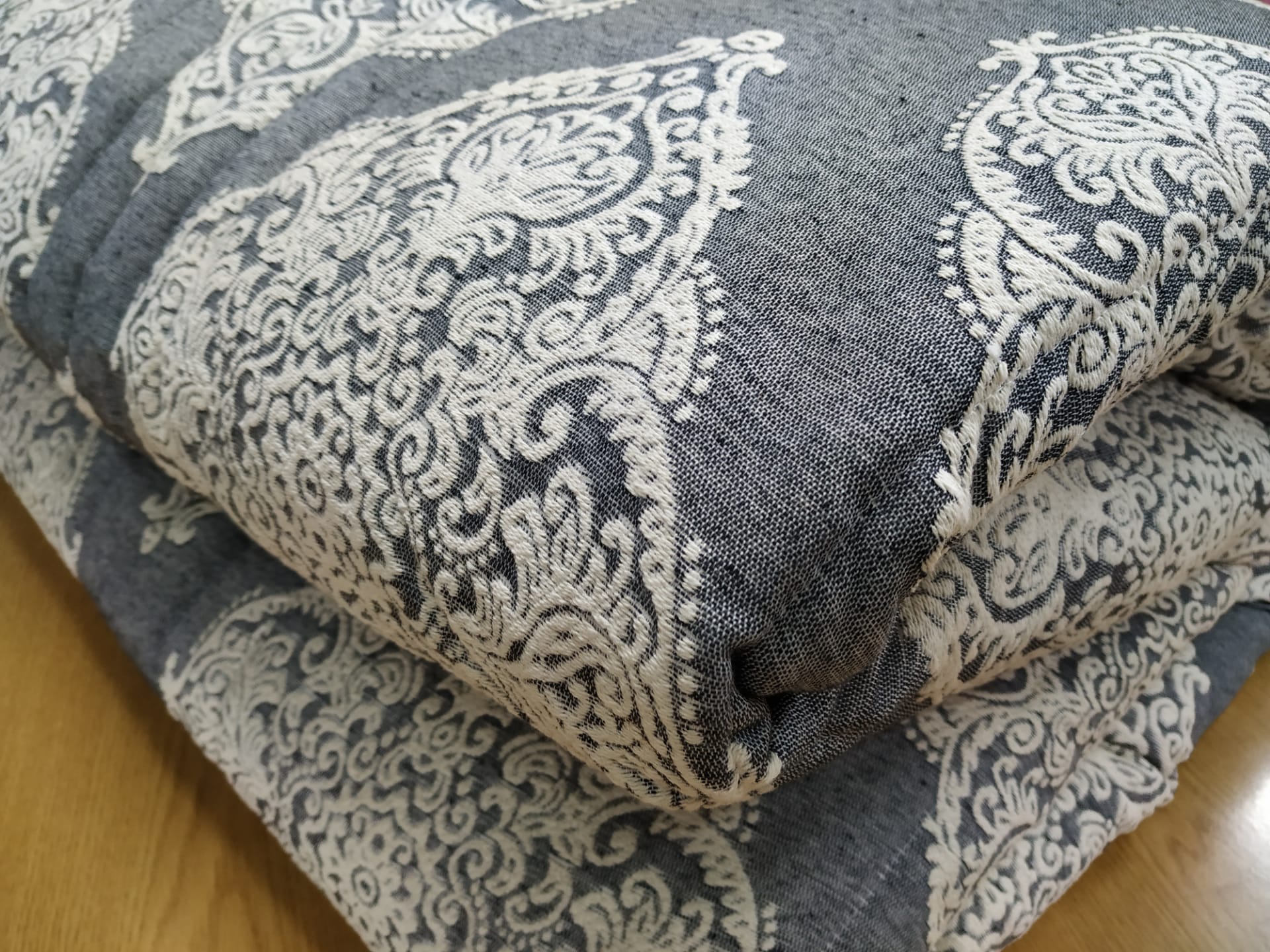 Edredom de Jacquard Brasão