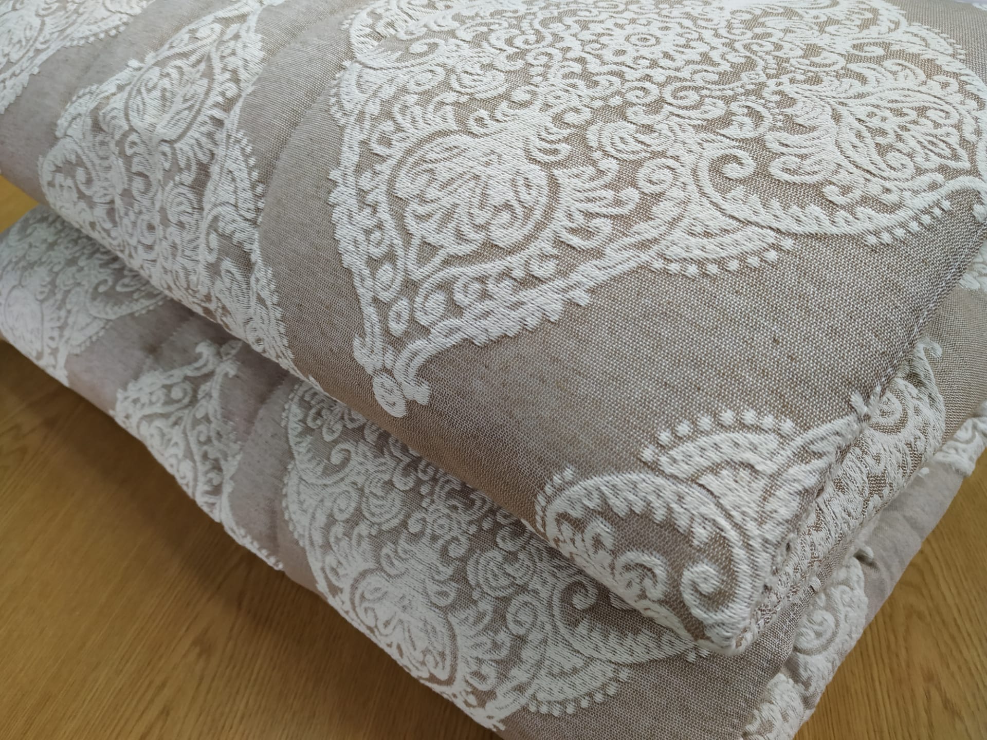 Edredom de Jacquard Brasão