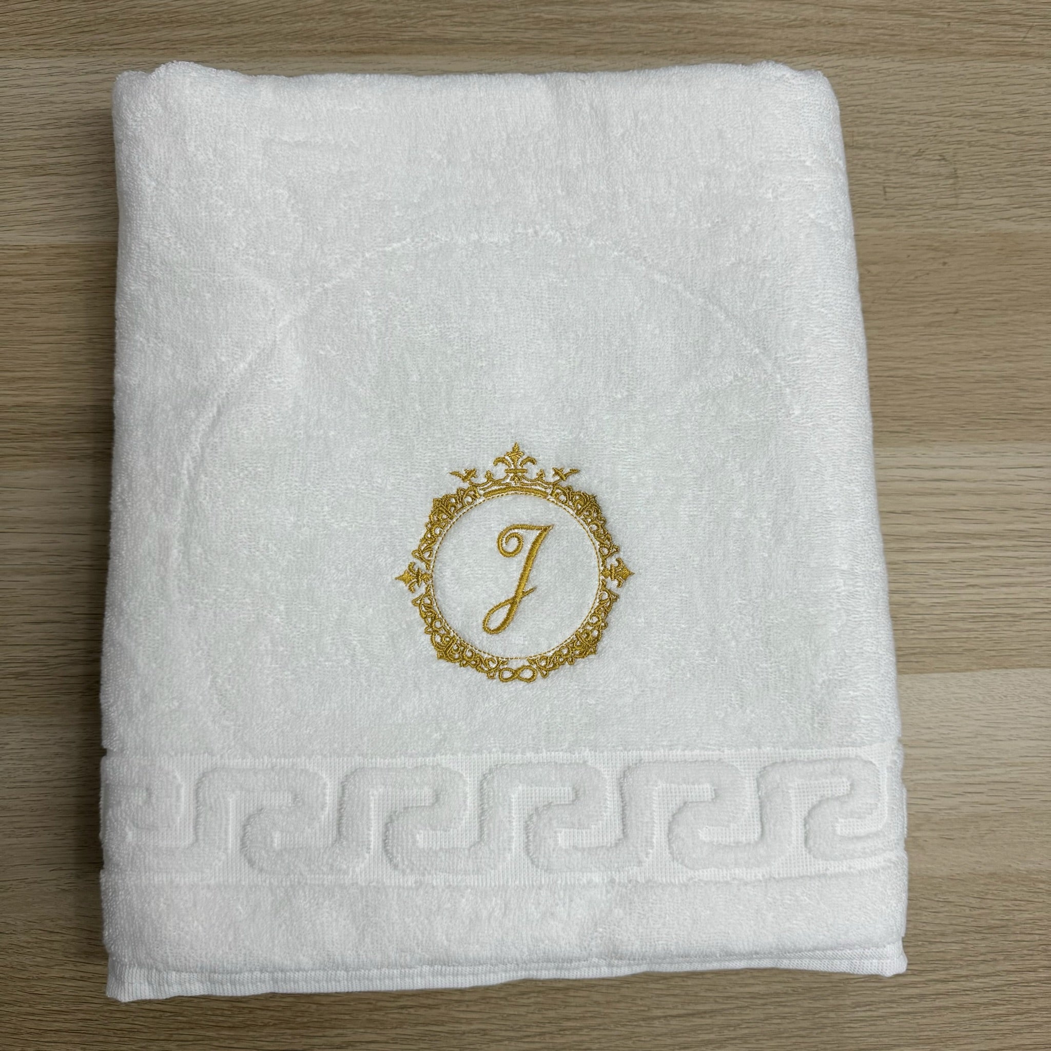 Toalha Branca Personalizada com Monograma