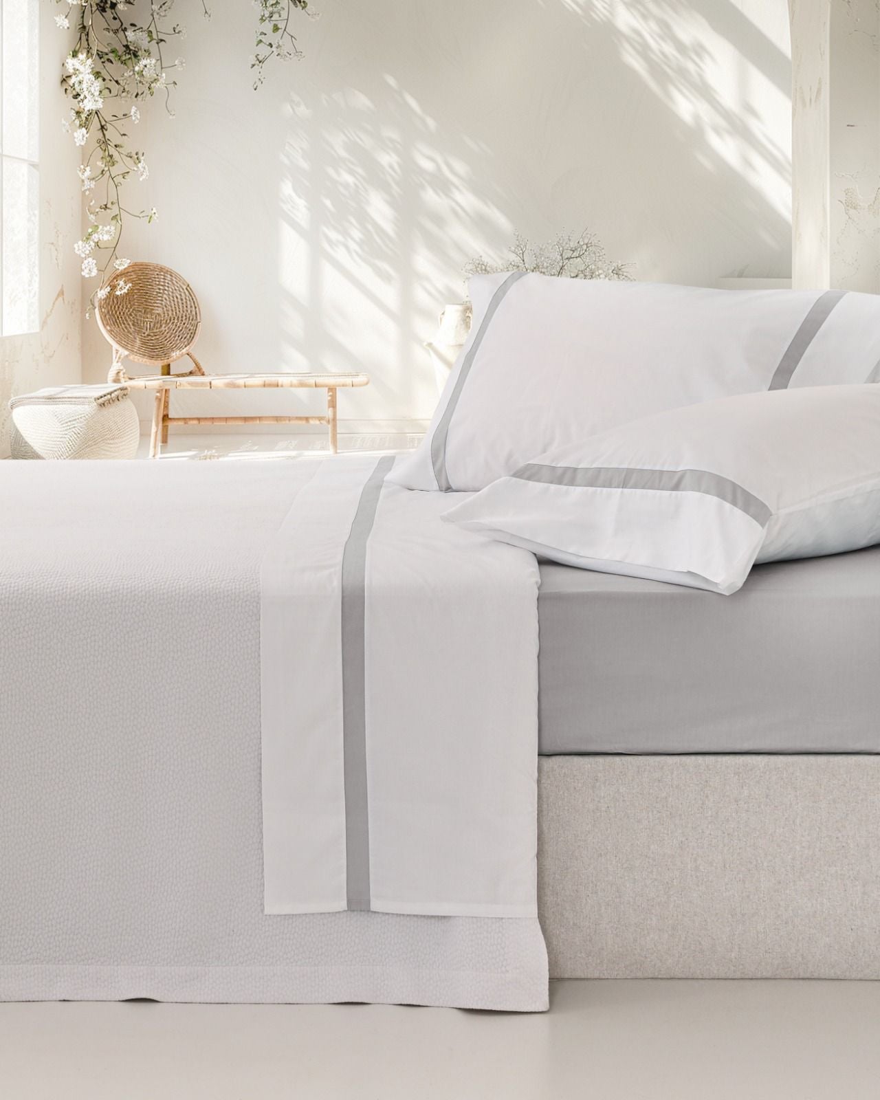 Lençóis Risca Percal 300 Fios - Cinza