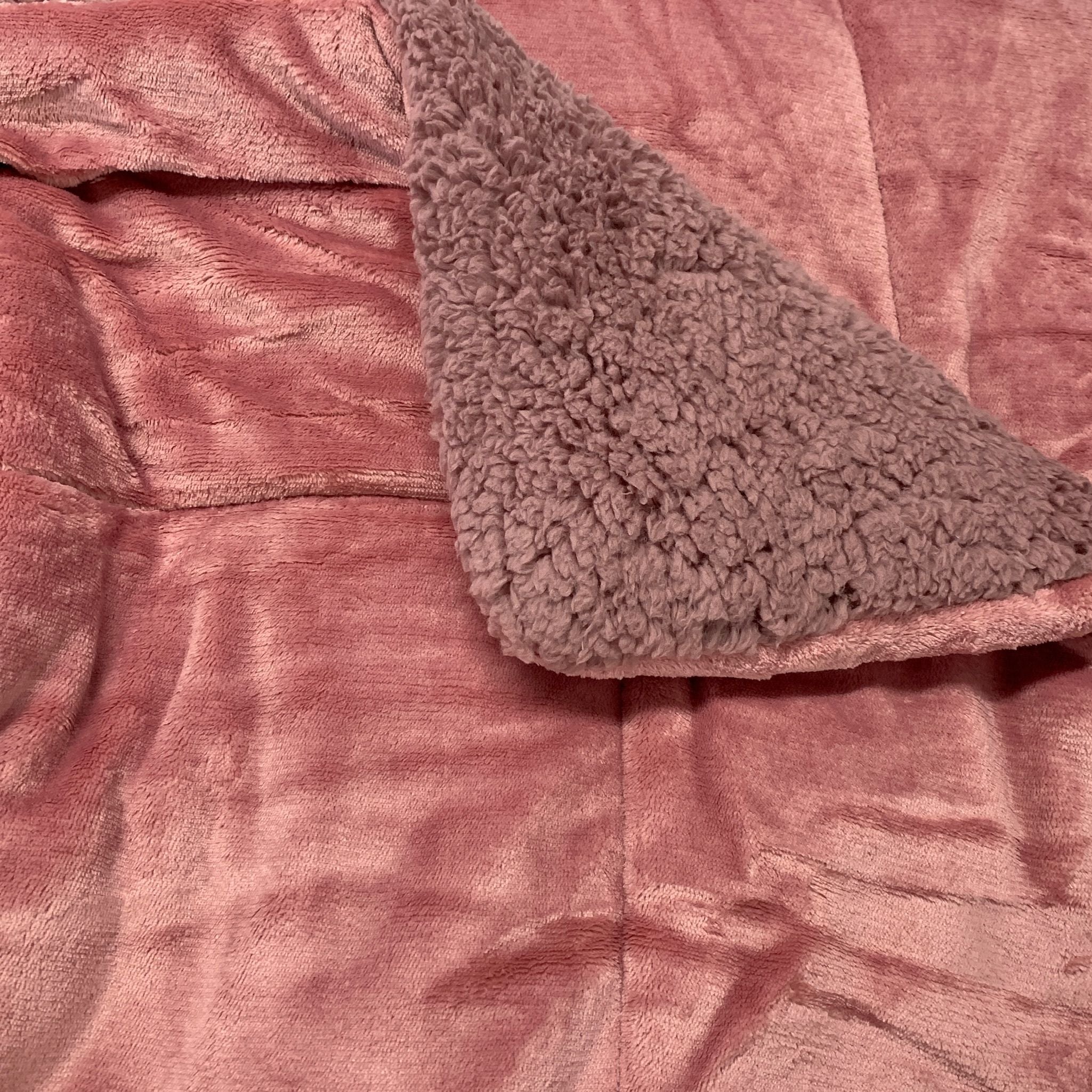 Edredão Pelo de Borrego Budapeste