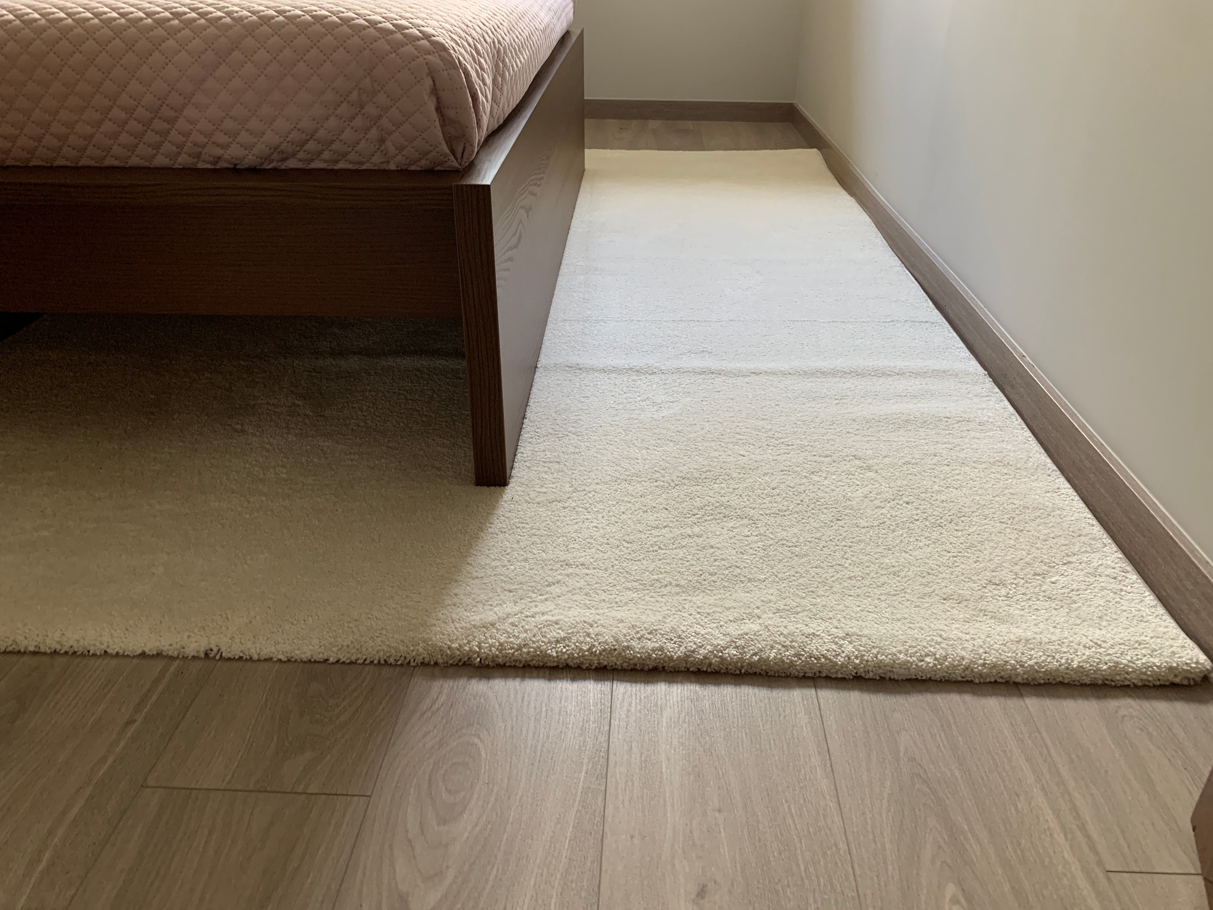 Tapete Liso Pelo Baixo Natural - Monaco