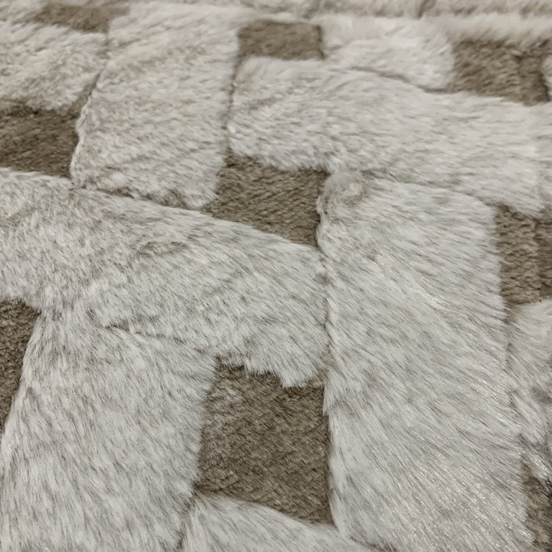 Edredon Xadrez Castanho com Pelo de Borrego - Larbonito