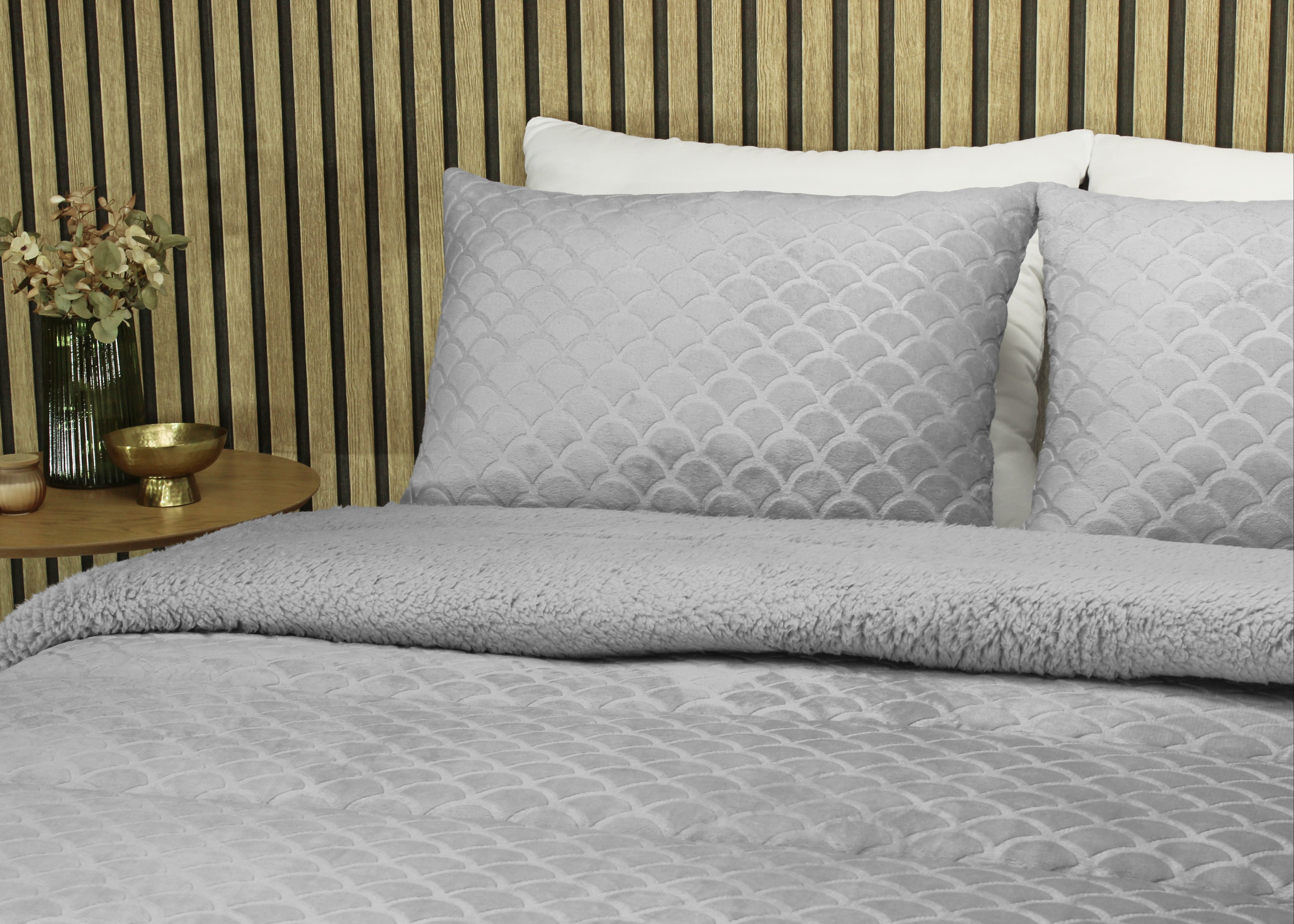 Edredom de Borrego Warm Conchas Cinza