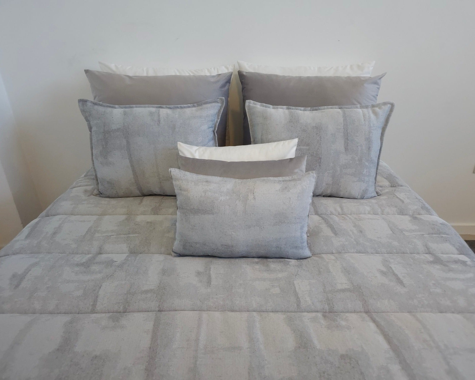 Edredom Jacquard Gales Cinza