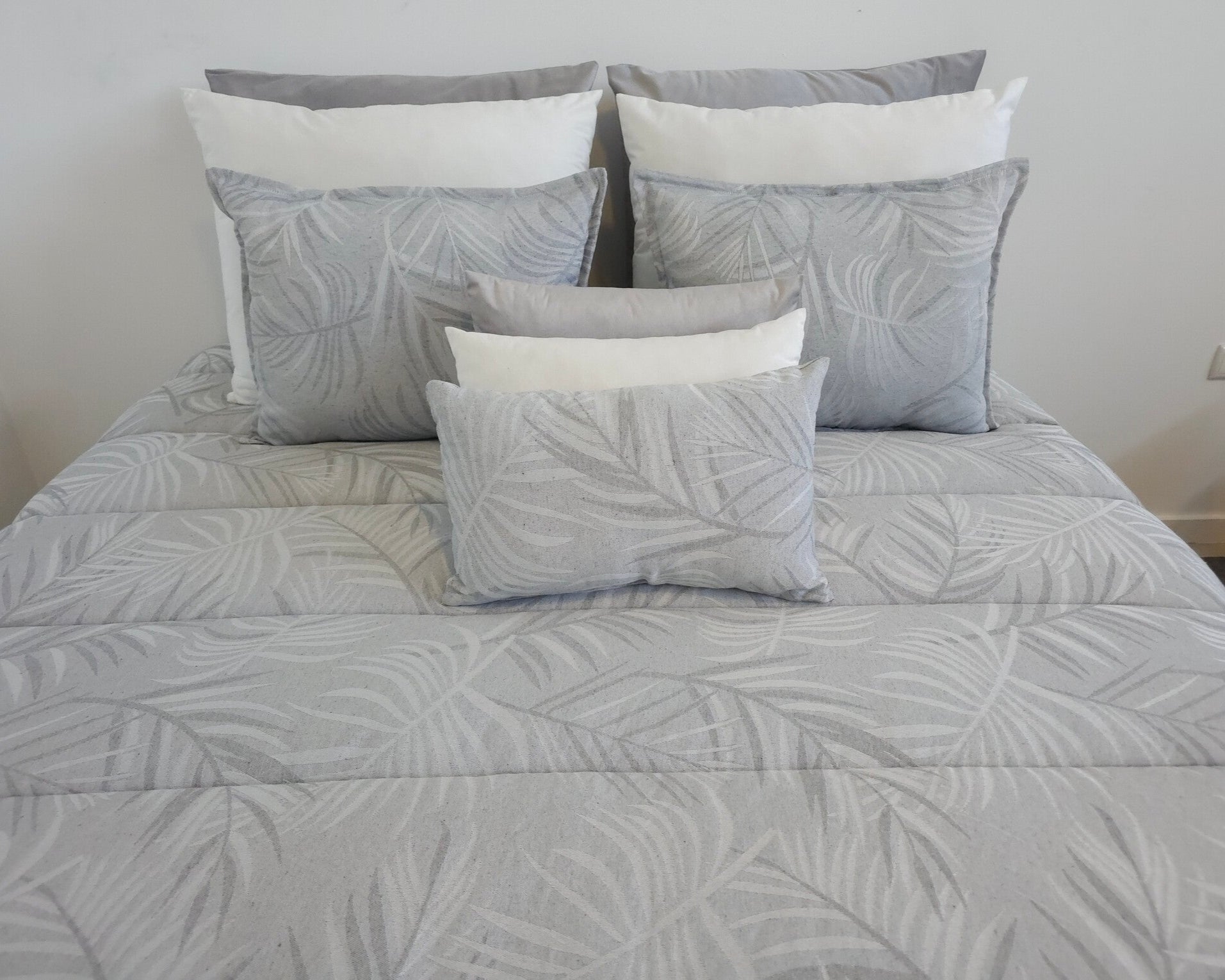 Edredom Jacquard Royal Cinza