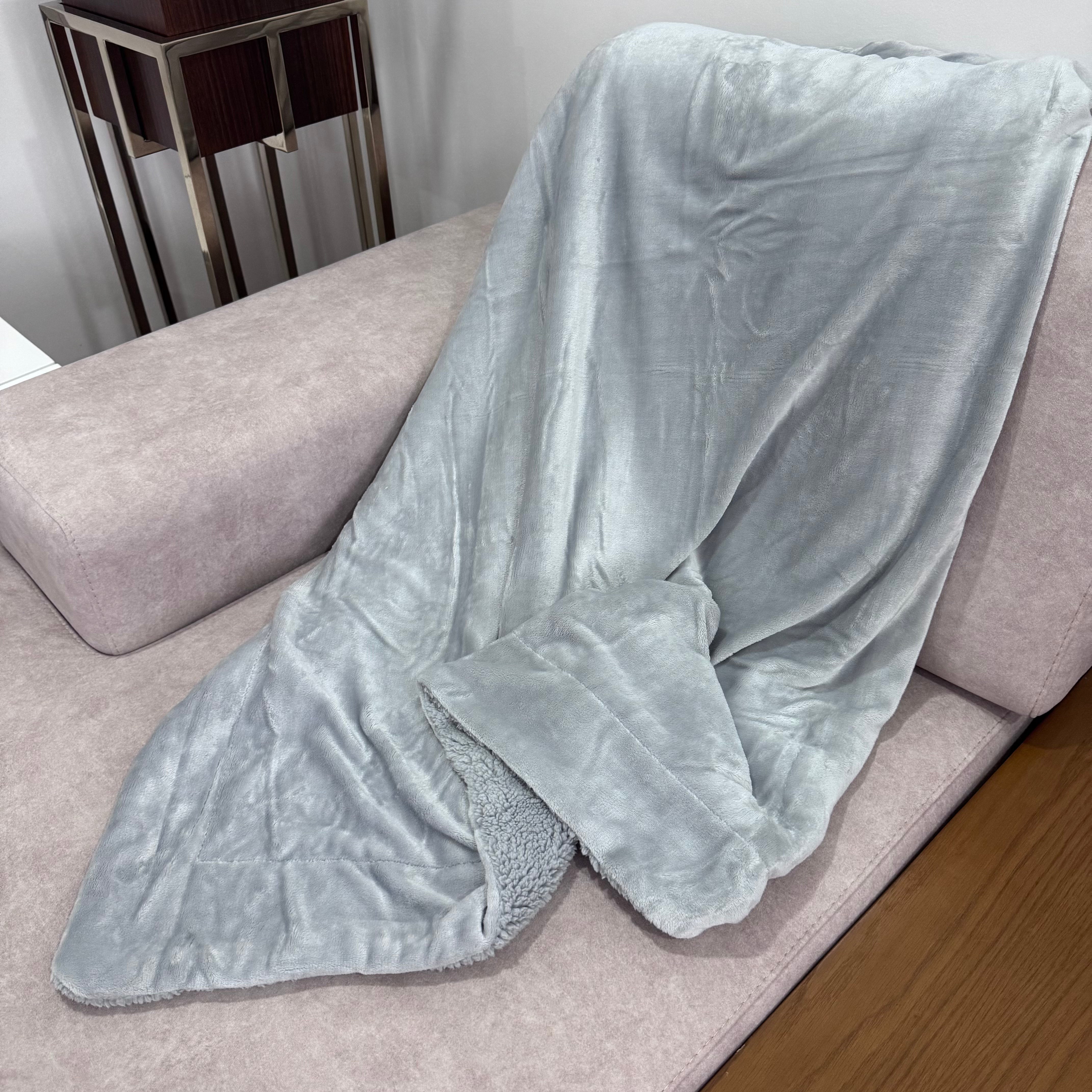 Manta Decorativa Com Pelo de Borrego Soft