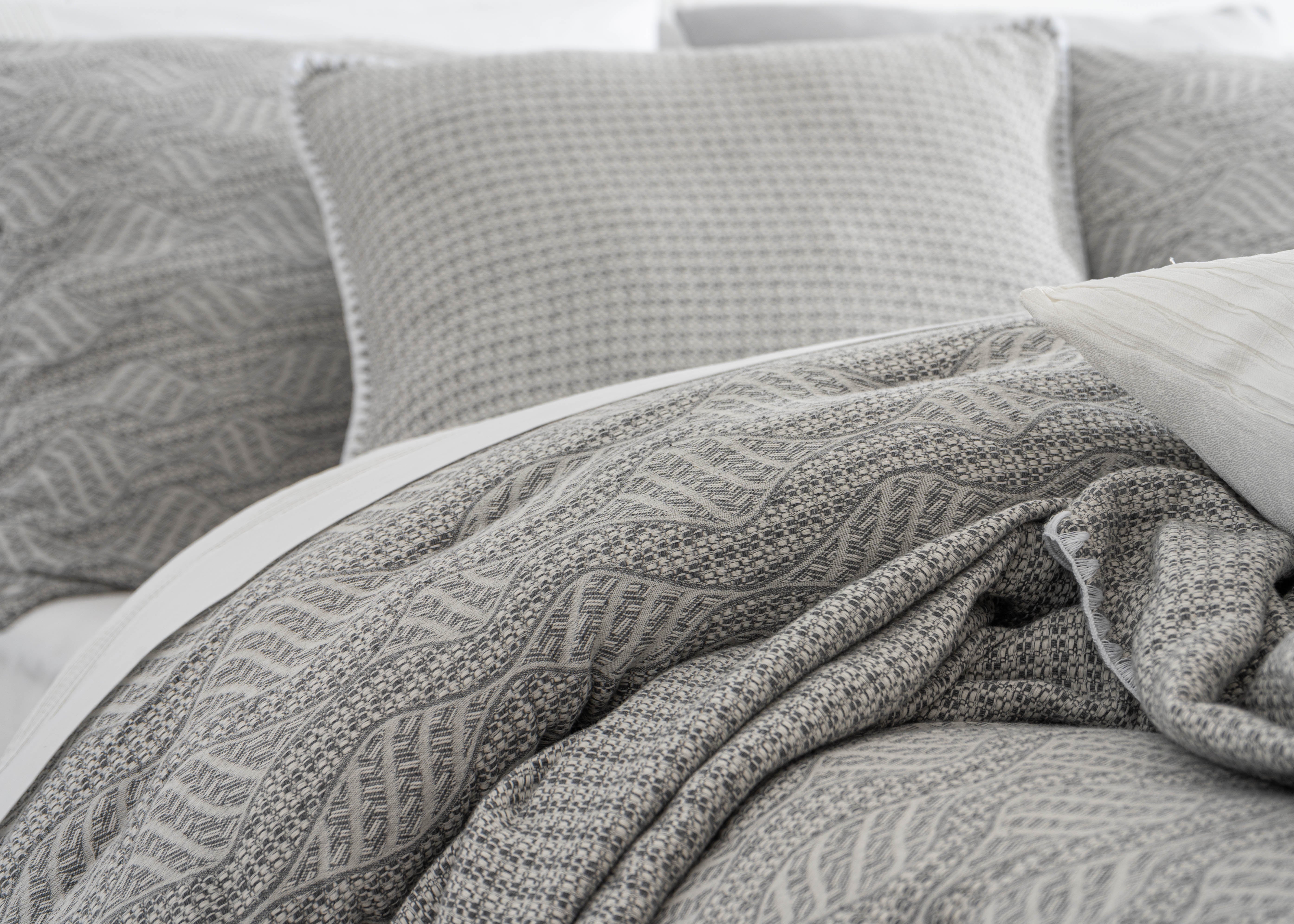 Colcha Jacquard Libra Cinza